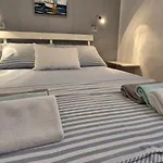 Case de vacanță Kamena Kuca Sa Bazenom