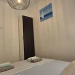 Case de vacanță Kamena Kuca Sa Bazenom *